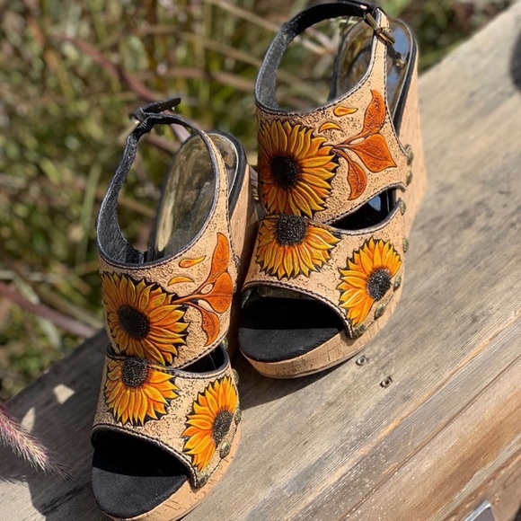 Sunflower Wedge Sandals, Size 8.5 and Custom made - Picture 2 of 5